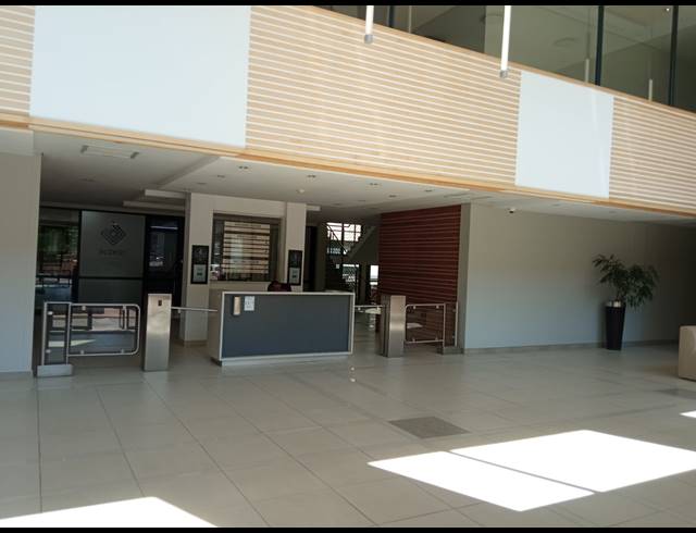 646M² OFFICE TO LET IN SANDTON CENTRAL